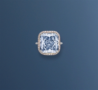 AN EXTRAORDINARY COLOURED DIAMOND RING from christies.com